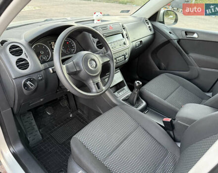 Серый Фольксваген Тигуан, объемом двигателя 1.97 л и пробегом 160 тыс. км за 13950 $, фото 38 на Automoto.ua