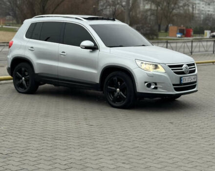 Серый Фольксваген Тигуан, объемом двигателя 2 л и пробегом 225 тыс. км за 11500 $, фото 38 на Automoto.ua