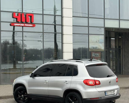 Серый Фольксваген Тигуан, объемом двигателя 2 л и пробегом 225 тыс. км за 11500 $, фото 69 на Automoto.ua