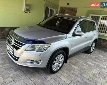 Сірий Фольксваген Тігуан, об'ємом двигуна 2 л та пробігом 268 тис. км за 11600 $, фото 44 на Automoto.ua