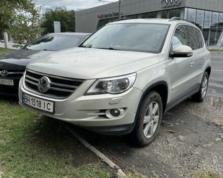 Серый Фольксваген Тигуан, объемом двигателя 2 л и пробегом 132 тыс. км за 10900 $, фото 23 на Automoto.ua