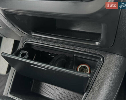 Серый Фольксваген Тигуан, объемом двигателя 2 л и пробегом 265 тыс. км за 11500 $, фото 42 на Automoto.ua