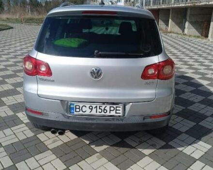 Серый Фольксваген Тигуан, объемом двигателя 1.98 л и пробегом 214 тыс. км за 8600 $, фото 1 на Automoto.ua