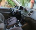 Сірий Фольксваген Тігуан, об'ємом двигуна 1.97 л та пробігом 160 тис. км за 10700 $, фото 12 на Automoto.ua