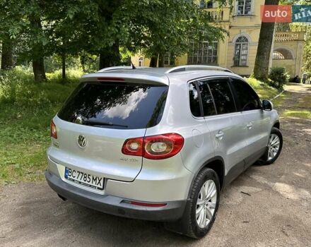 Сірий Фольксваген Тігуан, об'ємом двигуна 2 л та пробігом 268 тис. км за 11600 $, фото 15 на Automoto.ua