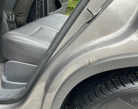 Сірий Фольксваген Тігуан, об'ємом двигуна 1.98 л та пробігом 250 тис. км за 9999 $, фото 9 на Automoto.ua