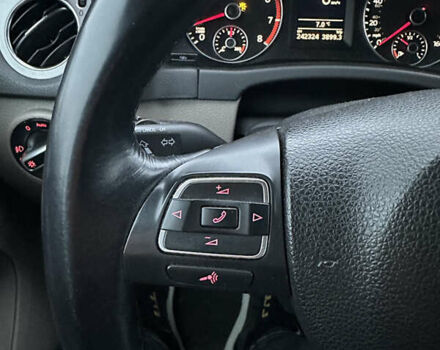 Серый Фольксваген Тигуан, объемом двигателя 1.98 л и пробегом 240 тыс. км за 11500 $, фото 37 на Automoto.ua