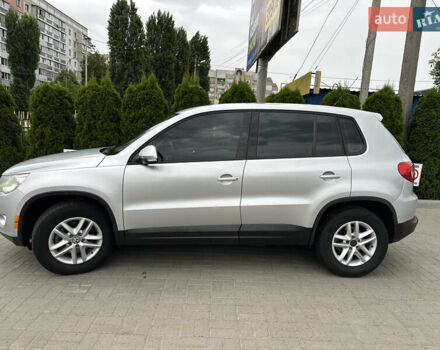 Серый Фольксваген Тигуан, объемом двигателя 1.98 л и пробегом 251 тыс. км за 9200 $, фото 16 на Automoto.ua