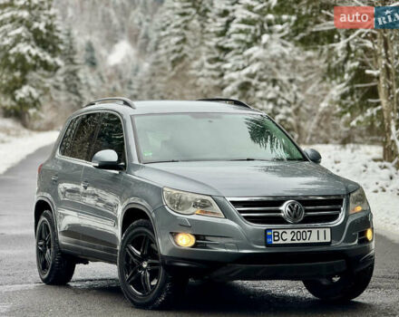 Серый Фольксваген Тигуан, объемом двигателя 2 л и пробегом 265 тыс. км за 11500 $, фото 15 на Automoto.ua