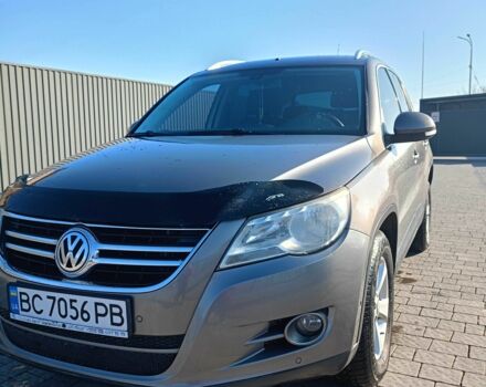 Серый Фольксваген Тигуан, объемом двигателя 2 л и пробегом 252 тыс. км за 11700 $, фото 18 на Automoto.ua