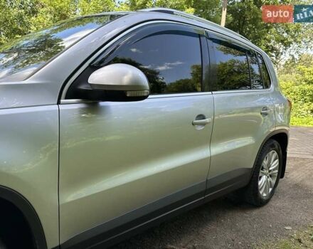 Сірий Фольксваген Тігуан, об'ємом двигуна 2 л та пробігом 268 тис. км за 11600 $, фото 16 на Automoto.ua