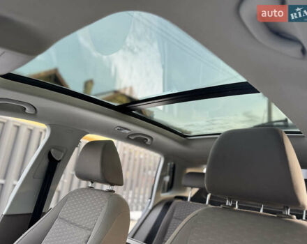 Сірий Фольксваген Тігуан, об'ємом двигуна 2 л та пробігом 157 тис. км за 9900 $, фото 22 на Automoto.ua