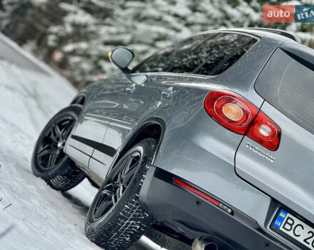 Серый Фольксваген Тигуан, объемом двигателя 2 л и пробегом 265 тыс. км за 11500 $, фото 28 на Automoto.ua