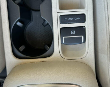 Сірий Фольксваген Тігуан, об'ємом двигуна 2 л та пробігом 295 тис. км за 8700 $, фото 16 на Automoto.ua