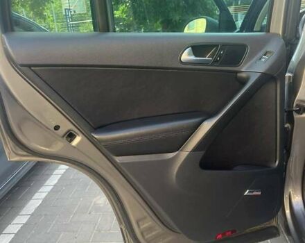 Серый Фольксваген Тигуан, объемом двигателя 1.98 л и пробегом 116 тыс. км за 11200 $, фото 8 на Automoto.ua