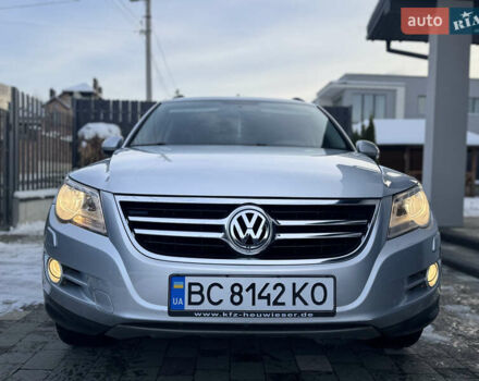 Сірий Фольксваген Тігуан, об'ємом двигуна 2 л та пробігом 157 тис. км за 9900 $, фото 17 на Automoto.ua