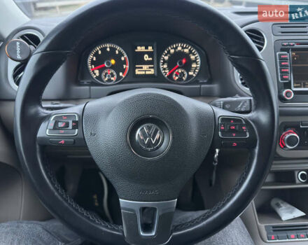 Серый Фольксваген Тигуан, объемом двигателя 1.98 л и пробегом 240 тыс. км за 11500 $, фото 35 на Automoto.ua