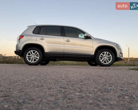 Серый Фольксваген Тигуан, объемом двигателя 1.97 л и пробегом 160 тыс. км за 13950 $, фото 9 на Automoto.ua
