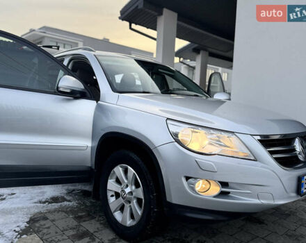 Серый Фольксваген Тигуан, объемом двигателя 2 л и пробегом 158 тыс. км за 9550 $, фото 44 на Automoto.ua