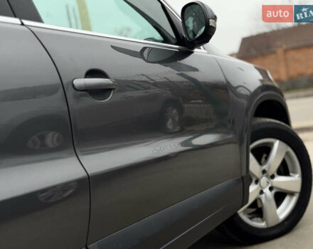 Серый Фольксваген Тигуан, объемом двигателя 2 л и пробегом 285 тыс. км за 10999 $, фото 15 на Automoto.ua