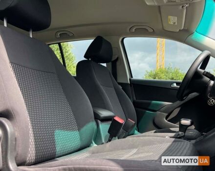 Сірий Фольксваген Тігуан, об'ємом двигуна 2 л та пробігом 265 тис. км за 10500 $, фото 8 на Automoto.ua
