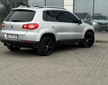 Серый Фольксваген Тигуан, объемом двигателя 2 л и пробегом 225 тыс. км за 11500 $, фото 22 на Automoto.ua