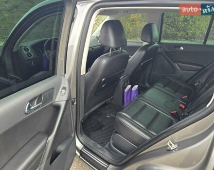 Серый Фольксваген Тигуан, объемом двигателя 2 л и пробегом 186 тыс. км за 14500 $, фото 10 на Automoto.ua