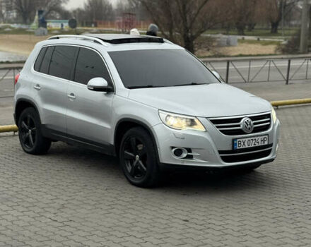 Серый Фольксваген Тигуан, объемом двигателя 2 л и пробегом 225 тыс. км за 11500 $, фото 36 на Automoto.ua
