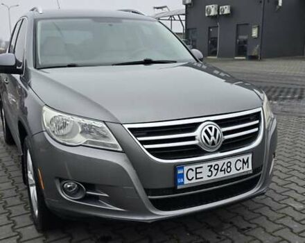 Сірий Фольксваген Тігуан, об'ємом двигуна 2 л та пробігом 191 тис. км за 9200 $, фото 5 на Automoto.ua