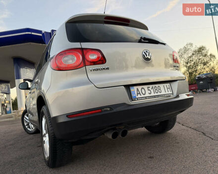 Серый Фольксваген Тигуан, объемом двигателя 1.97 л и пробегом 160 тыс. км за 13950 $, фото 36 на Automoto.ua