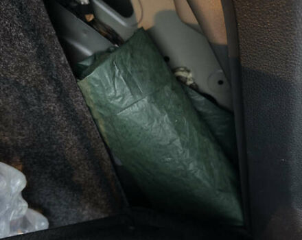 Серый Фольксваген Тигуан, объемом двигателя 1.98 л и пробегом 240 тыс. км за 11500 $, фото 28 на Automoto.ua