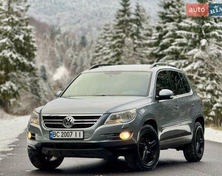 Серый Фольксваген Тигуан, объемом двигателя 2 л и пробегом 265 тыс. км за 11500 $, фото 9 на Automoto.ua