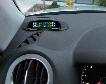 Сірий Фольксваген Тігуан, об'ємом двигуна 1.97 л та пробігом 280 тис. км за 12500 $, фото 18 на Automoto.ua