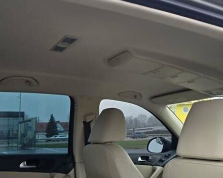 Сірий Фольксваген Тігуан, об'ємом двигуна 2 л та пробігом 191 тис. км за 9200 $, фото 20 на Automoto.ua