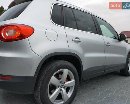 Сірий Фольксваген Тігуан, об'ємом двигуна 1.97 л та пробігом 280 тис. км за 12500 $, фото 5 на Automoto.ua