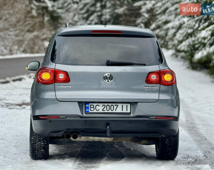 Серый Фольксваген Тигуан, объемом двигателя 2 л и пробегом 265 тыс. км за 11500 $, фото 30 на Automoto.ua