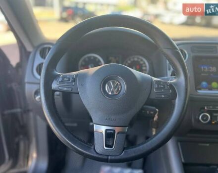 Серый Фольксваген Тигуан, объемом двигателя 2 л и пробегом 201 тыс. км за 11400 $, фото 17 на Automoto.ua