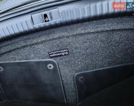 Сірий Фольксваген Тігуан, об'ємом двигуна 2 л та пробігом 115 тис. км за 11200 $, фото 5 на Automoto.ua