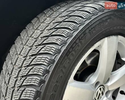 Серый Фольксваген Тигуан, объемом двигателя 2 л и пробегом 285 тыс. км за 10450 $, фото 11 на Automoto.ua