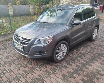 Серый Фольксваген Тигуан, объемом двигателя 1.39 л и пробегом 117 тыс. км за 22849 $, фото 2 на Automoto.ua