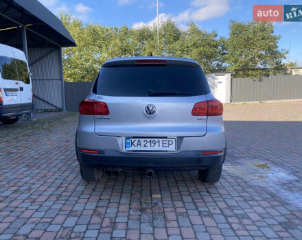 Серый Фольксваген Тигуан, объемом двигателя 1.98 л и пробегом 265 тыс. км за 11900 $, фото 4 на Automoto.ua