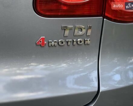 Серый Фольксваген Тигуан, объемом двигателя 2 л и пробегом 180 тыс. км за 11750 $, фото 9 на Automoto.ua