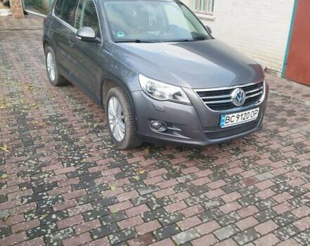 Серый Фольксваген Тигуан, объемом двигателя 1.39 л и пробегом 117 тыс. км за 22849 $, фото 3 на Automoto.ua