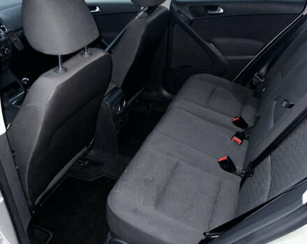 Серый Фольксваген Тигуан, объемом двигателя 1.97 л и пробегом 208 тыс. км за 16500 $, фото 10 на Automoto.ua