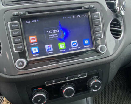 Серый Фольксваген Тигуан, объемом двигателя 1.98 л и пробегом 260 тыс. км за 11500 $, фото 24 на Automoto.ua