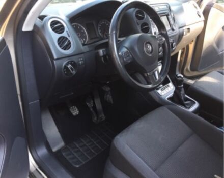 Сірий Фольксваген Тігуан, об'ємом двигуна 1.4 л та пробігом 235 тис. км за 13100 $, фото 6 на Automoto.ua