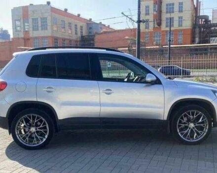 Серый Фольксваген Тигуан, объемом двигателя 0 л и пробегом 89 тыс. км за 9700 $, фото 3 на Automoto.ua