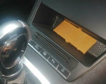 Серый Фольксваген Тигуан, объемом двигателя 2 л и пробегом 405 тыс. км за 11000 $, фото 2 на Automoto.ua