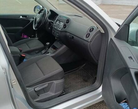 Серый Фольксваген Тигуан, объемом двигателя 1.98 л и пробегом 132 тыс. км за 12500 $, фото 8 на Automoto.ua