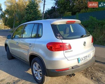Серый Фольксваген Тигуан, объемом двигателя 1.98 л и пробегом 242 тыс. км за 9300 $, фото 6 на Automoto.ua